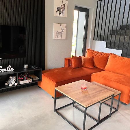 Wood Lake Roznow Exterior foto